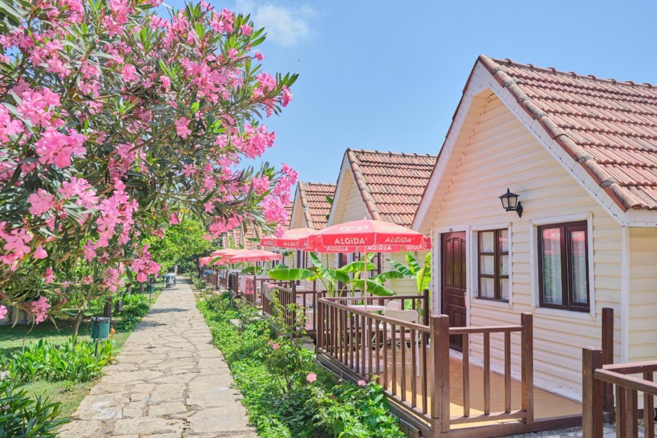 Clover Magic Nova Beach Hotel Side Bagian luar foto